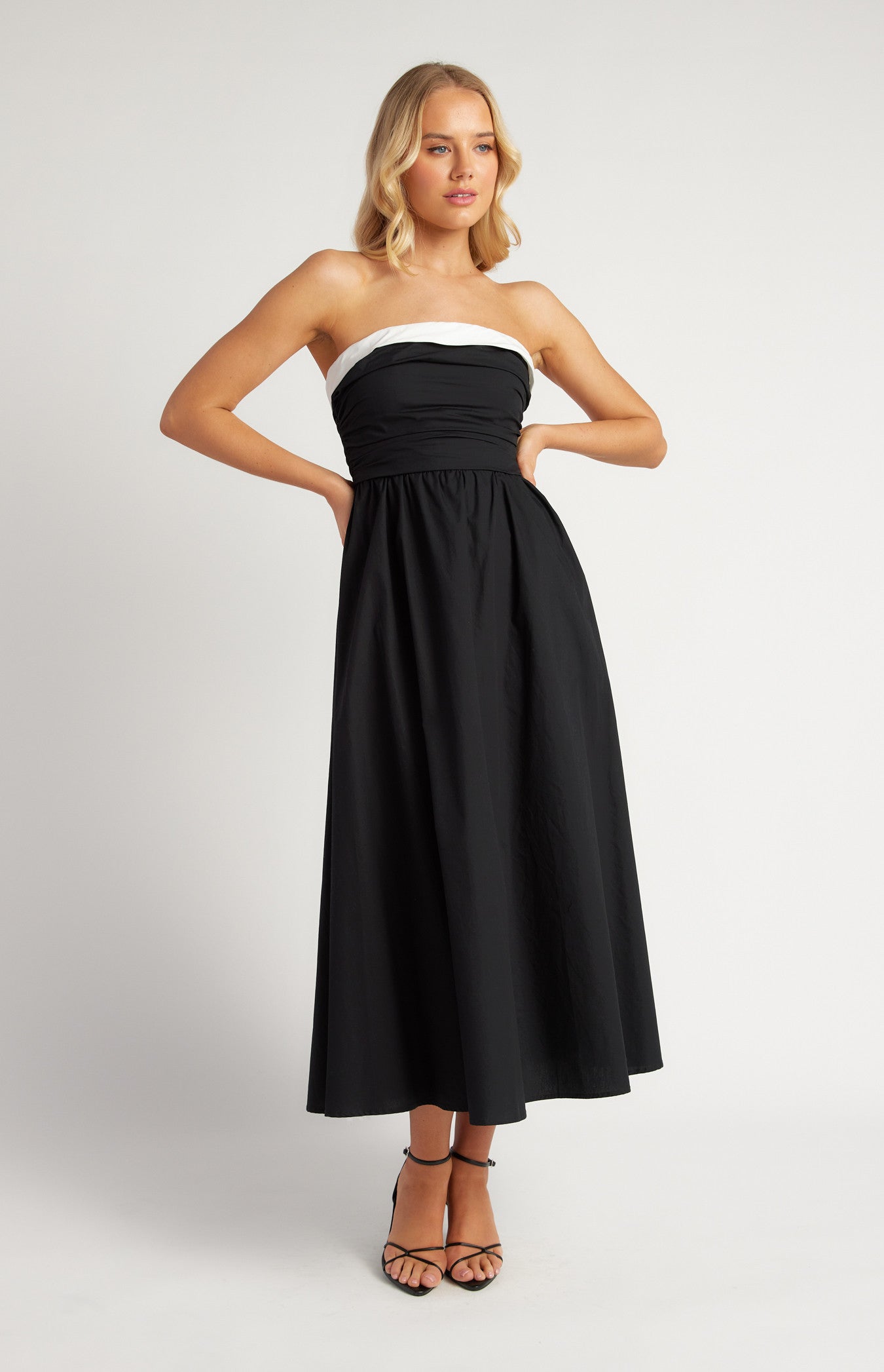 Leia Black Midi Dress