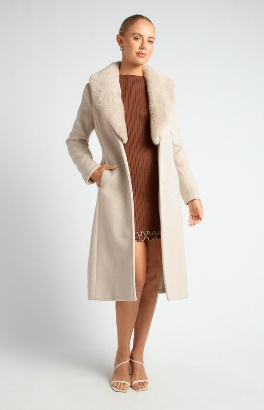 Faux fur vanilla coat